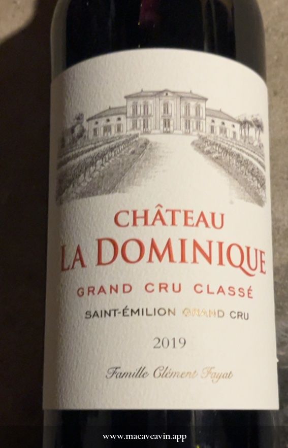 Étiquette de Château La Dominique, Château La Dominique