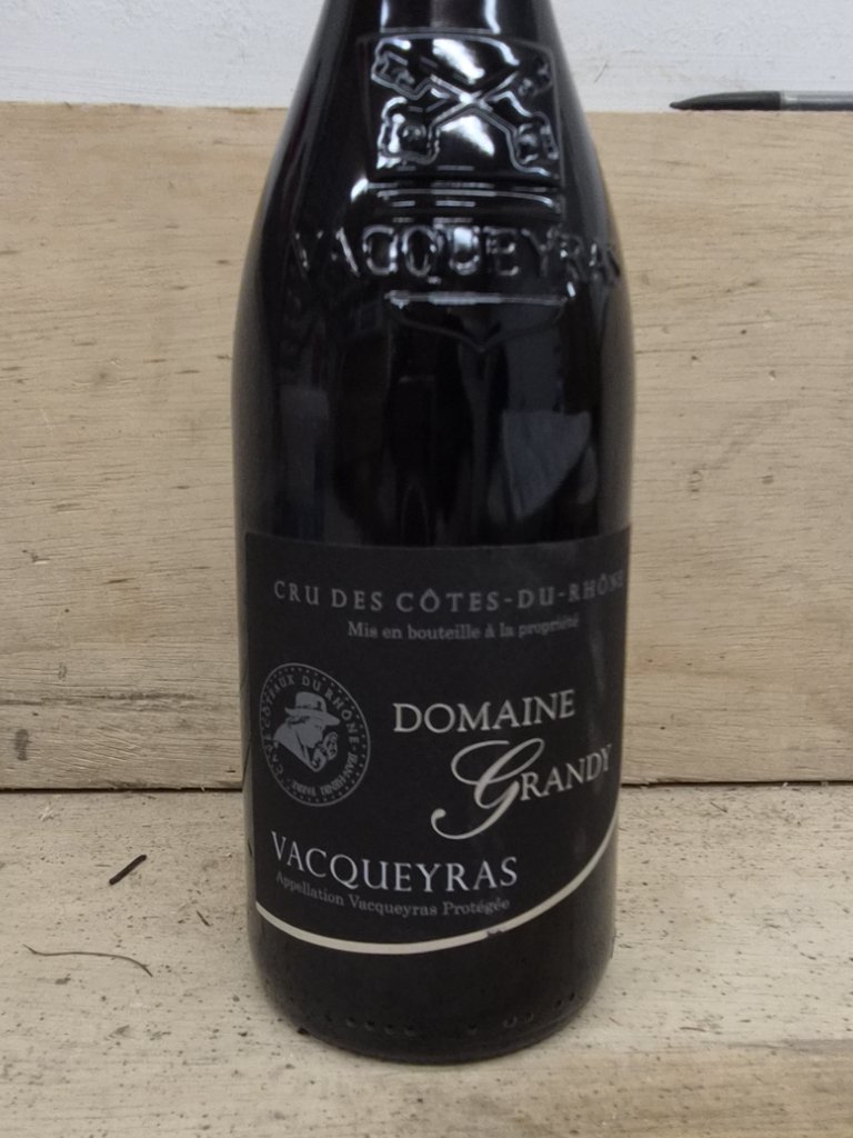 Étiquette de Vacqueyras, Domaine Grandy
